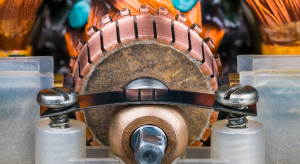 Fallos eléctricos en el coche: causas y soluciones rápidas